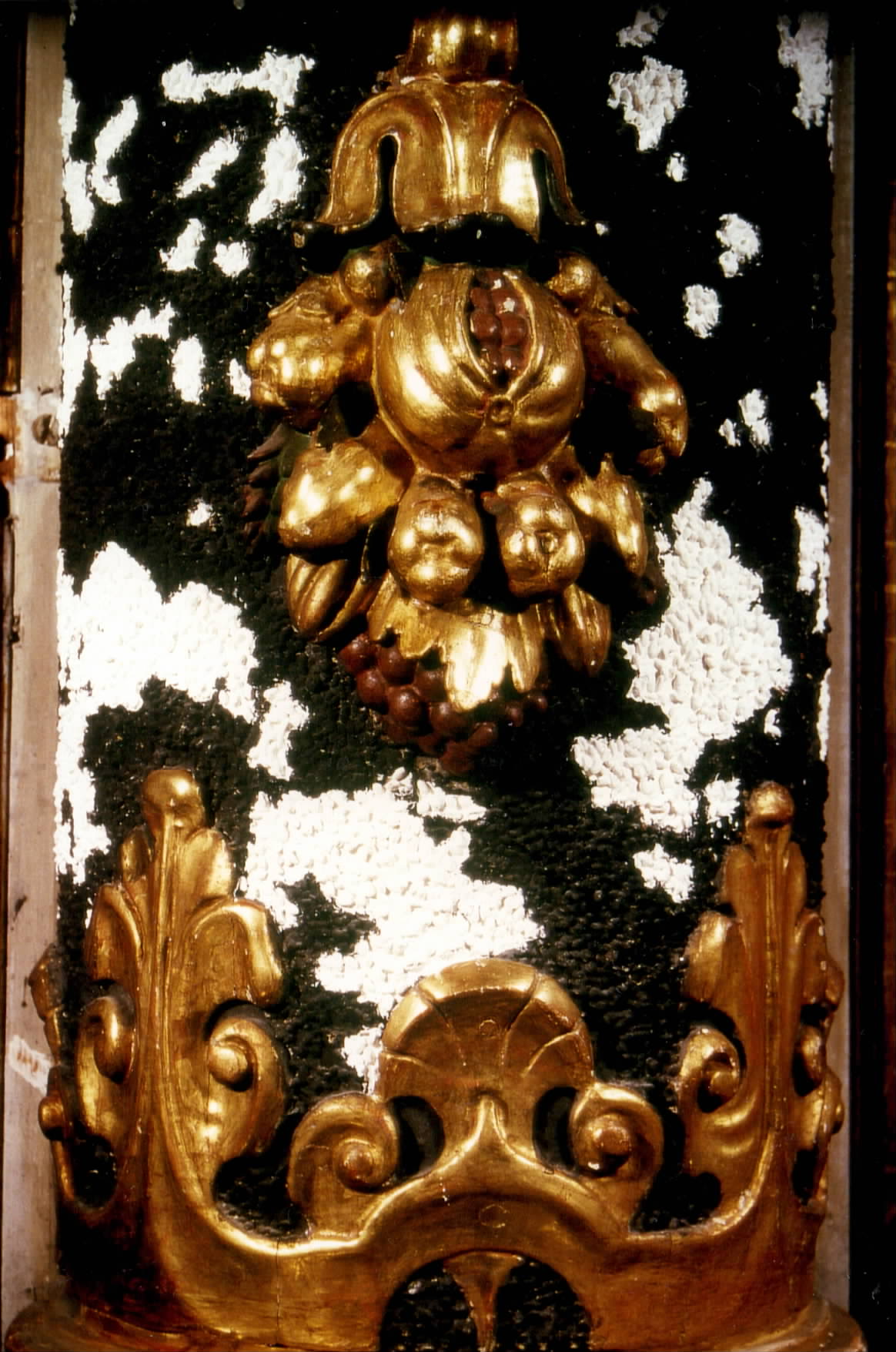 Weizenkörner am Hochaltar